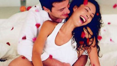 Balayında aşırı seks yapmayın, hasta ediyor!