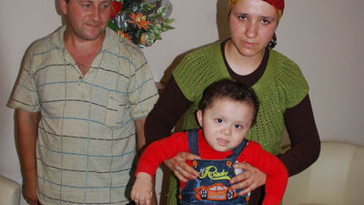 Ayakları ters doğdu