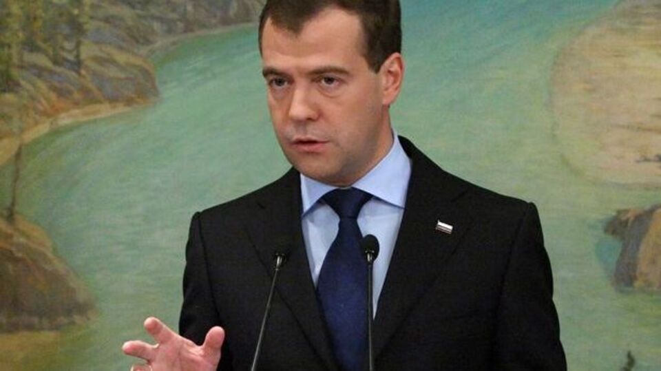 Rüşvet iddialarına Medvedev el koydu