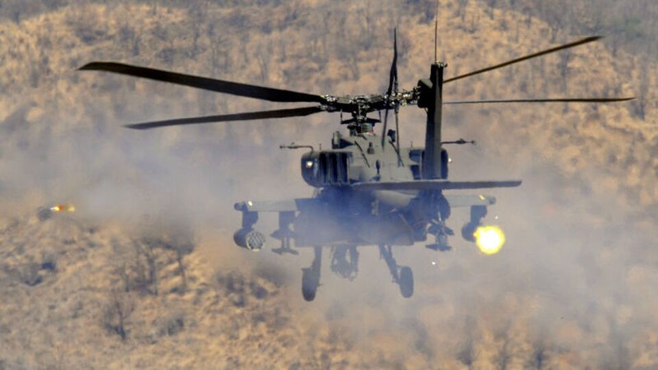Askeri helikopter düştü