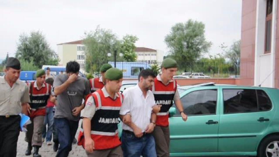 640 sanıklı davanın iddianamesi iade edildi