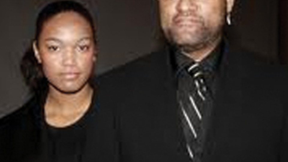 Morpheus'un kızı porno yıldızı oluyor