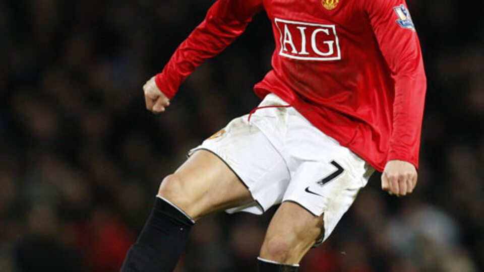 Bir futbolcu 90 dakikada ne kadar terler?