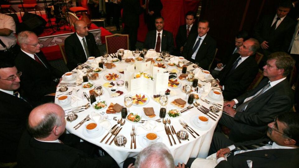 Erdoğan büyükelçilerle biraraya geldi