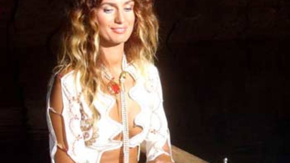 Tuğba sette kriz geçirdi