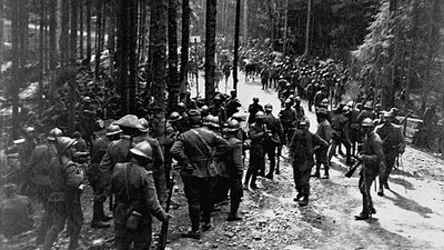 Buzun içinden I. Dünya Savaşı askeri çıktı