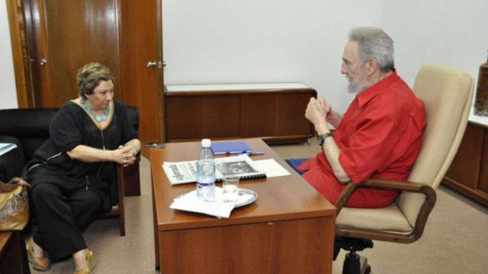 ''Eşcinsellerin mağduriyetinden sorumluyum''