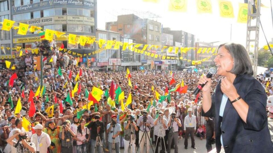 "Anayasada demokratik özerk Kürdistan olsun mu?"