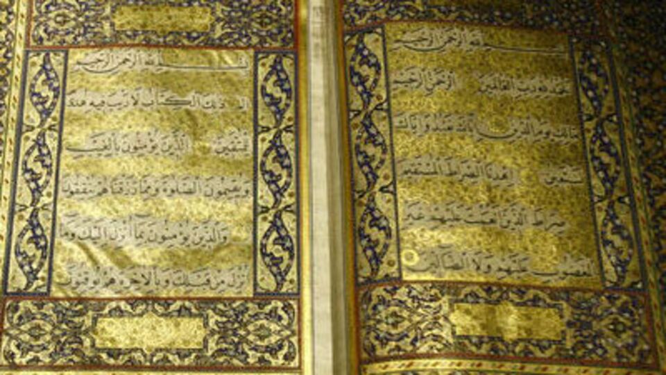 Kur'an yakma düşüncesini kınadı