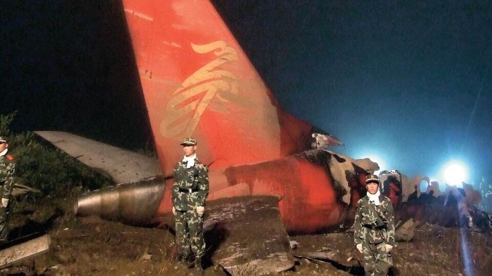Çakma pilotlar uçak düşürmüş
