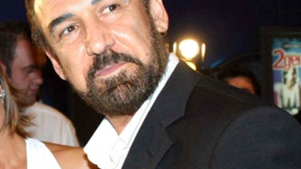 Kızının düğününe gitmiyor