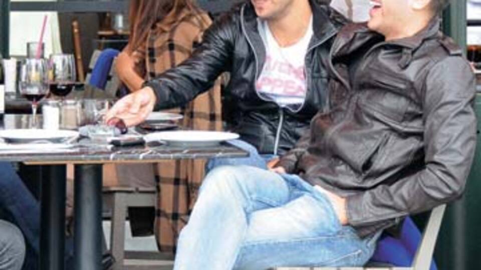 Erkek erkeğe muhabbet