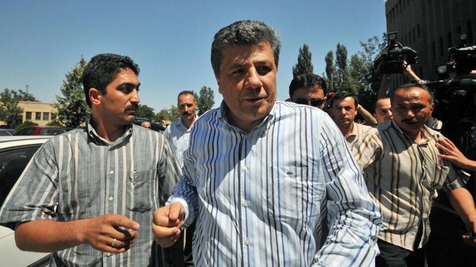 "Taklitlerimizden sakının''