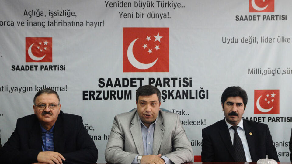 Saadet Partisi'nde istifaların arkası gelmiyor