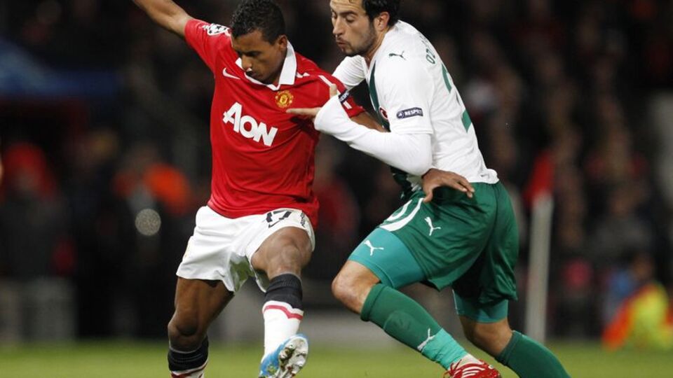 Mesut'un yerine Ozan İpek!