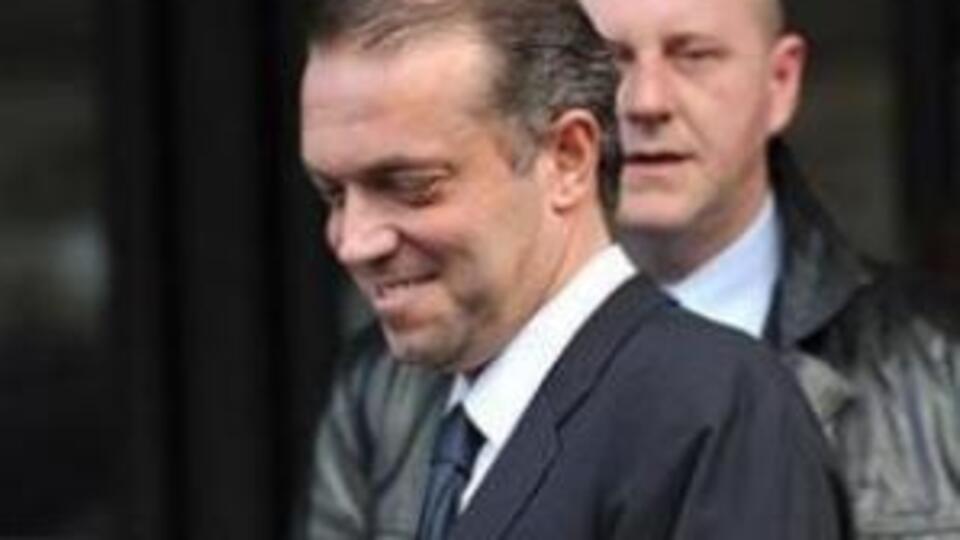 Cem Uzan'a kaynana darbesi!