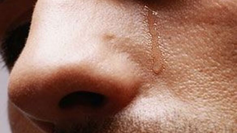 Erkekler neden ağlar?