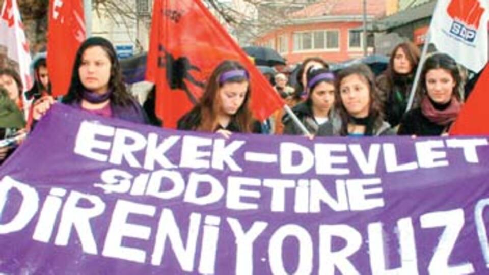 Kadına karşı şiddet için 600 dosya inceleniyor