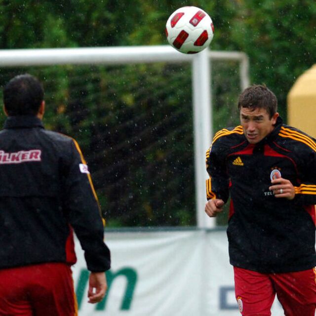 Kewell dönüyor!
