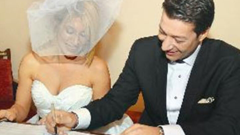 Selin Denizli evlendi