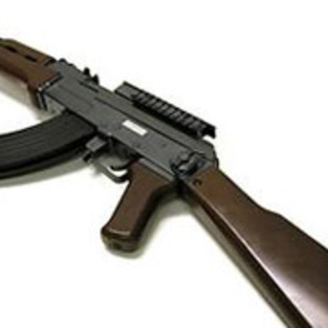 Köy korucularını, ruhsatsız kaleşnikofları yaktı