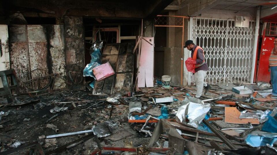 Bağdat'ta her yer bombalandı: 76 ölü