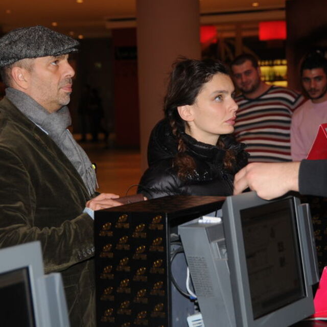 İsrail vizesi yüzünden kapıda kaldı