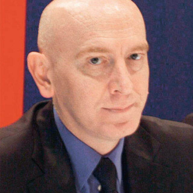 Kanserden ölenler=1300 uçak kazası