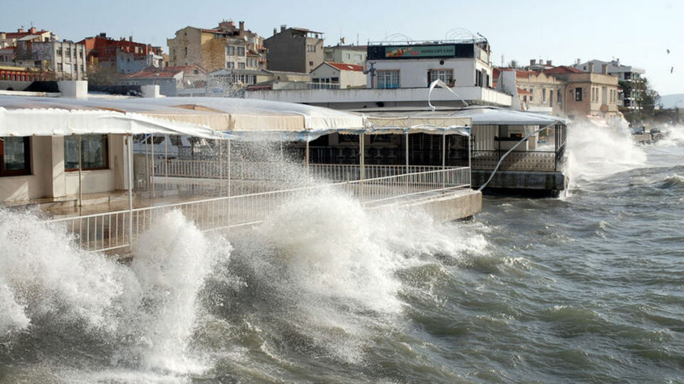Lodos başımızı derde sokuyor!