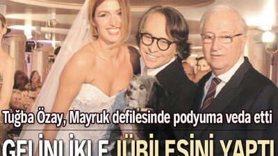 Mayruk defilesinde podyuma veda etti