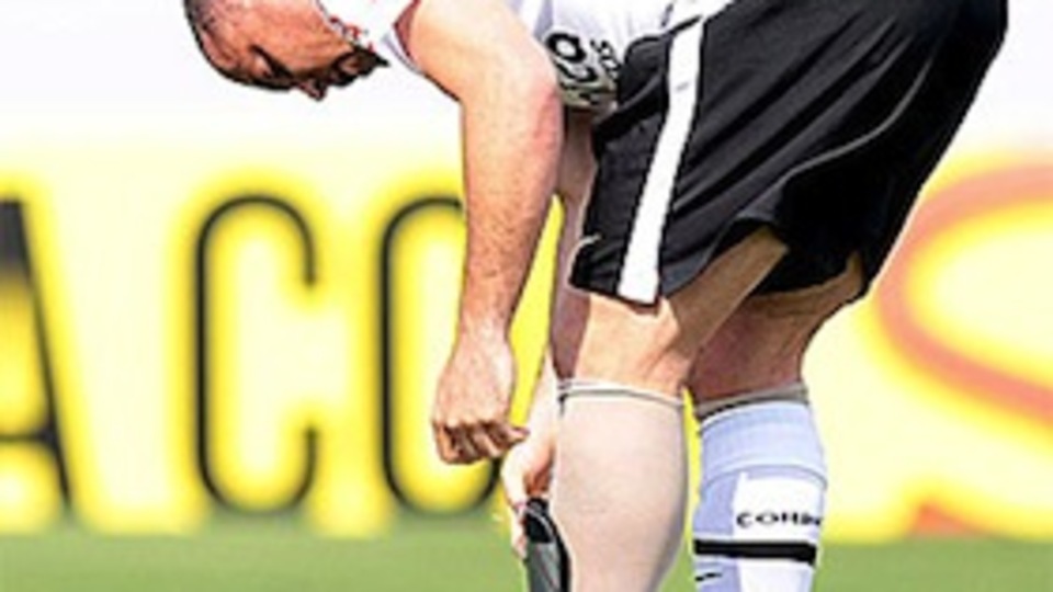 Şişko Ronaldo varis çorabıyla!