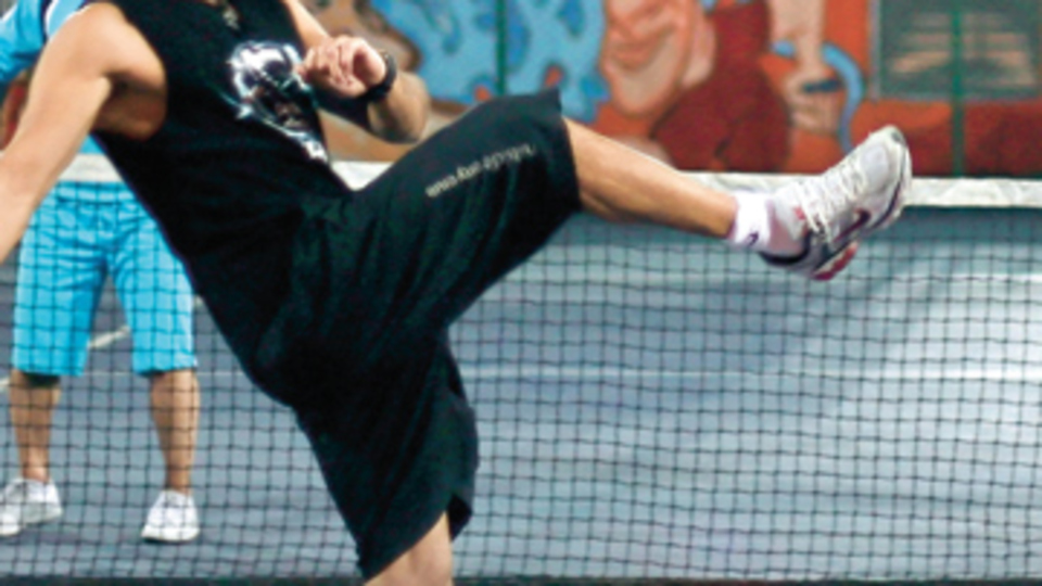 Yeni moda 'Ayak Tenisi'