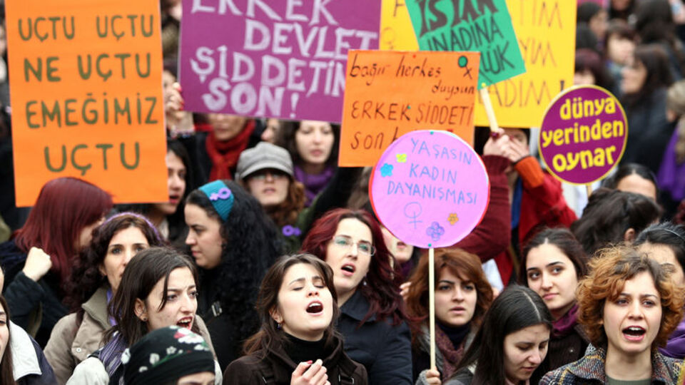 Kadına Yönelik Şiddetle Mücadele Günü eylemleri sürüyor GALERİ