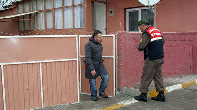 Kilit ismin evi kurşunlandı