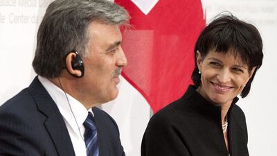 Gül: Minareden korkulacak bir şey yok