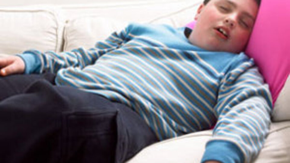 Hareketsiz çocukları bekleyen tehlike: Obezite