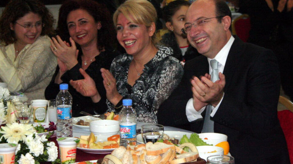 Cihaner'e veda gecesi