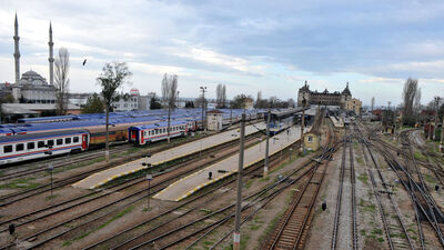 Haydarpaşa Garı'nda polis inceleme yapıyor