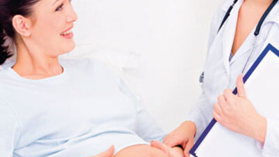 Umutsuz bebeğe anne karnında müdahale