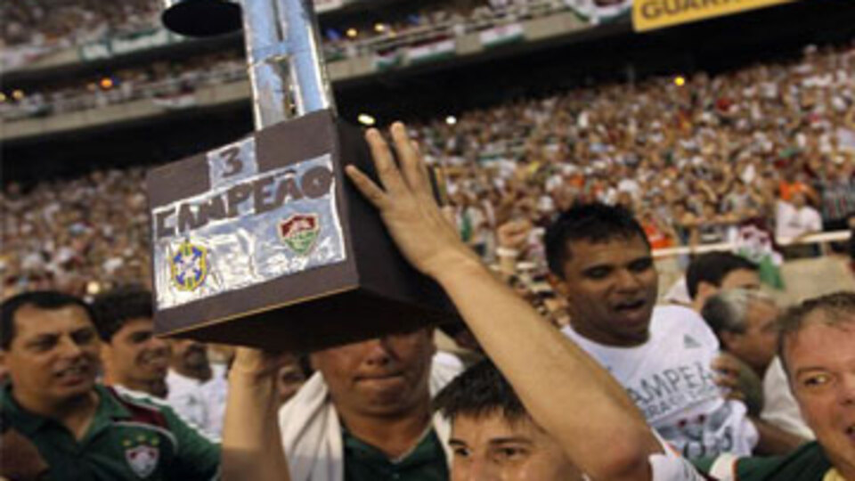Şampiyon Fluminense!