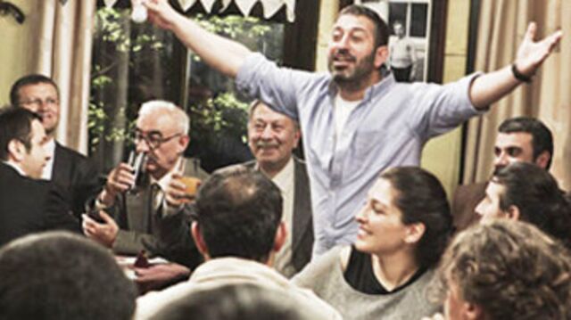 İşte herkesin dilindeki o şarkı! VİDEO