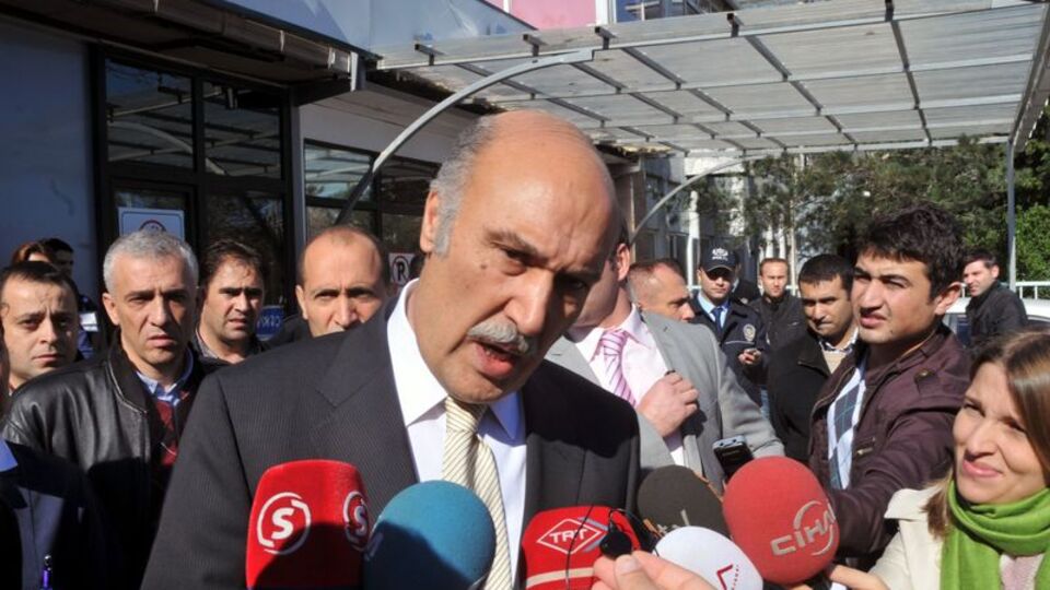 Öğrencilerden Çapkın'a sürpriz hediye