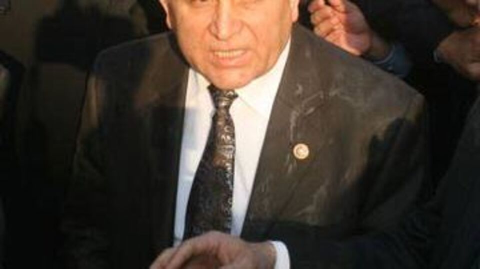 Kuzu'dan rektöre yanıt