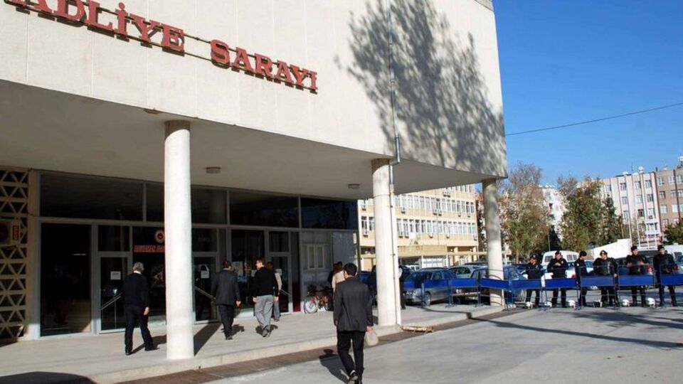 Medine'yi babası öldürmüş!