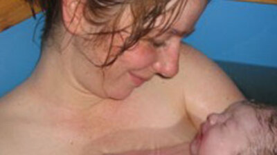 Bebekler yüzerek doğuyor