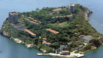 Yassıada tam enkaz halde!