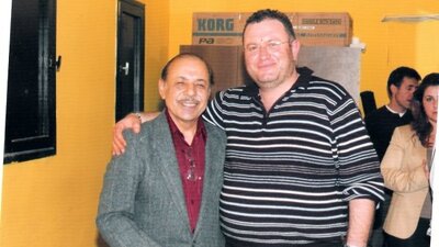 Kürtçe şarkı söylemeyince öldürdü