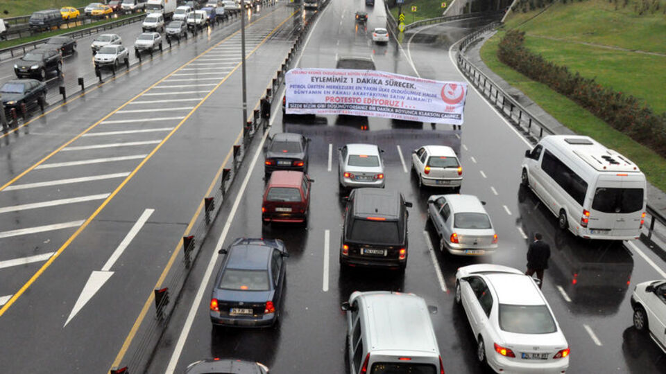 E-5'te akaryakıt zammı protestosu!