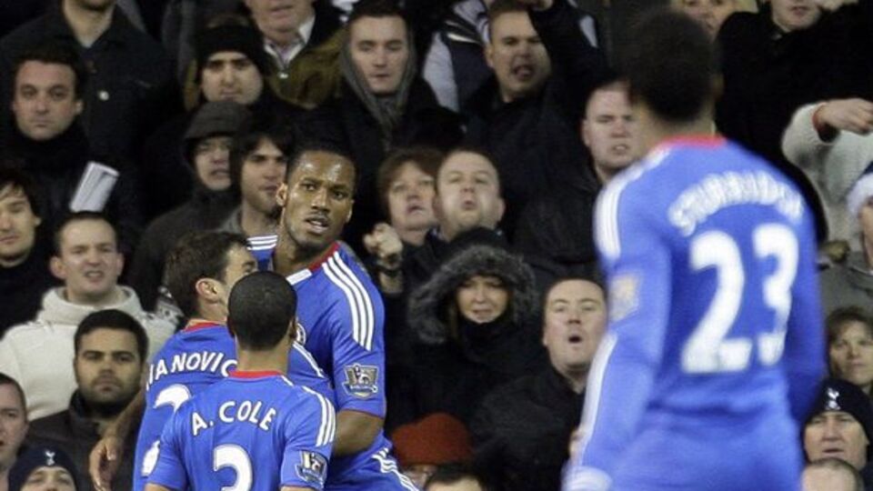 Premier League'e kar engeli!