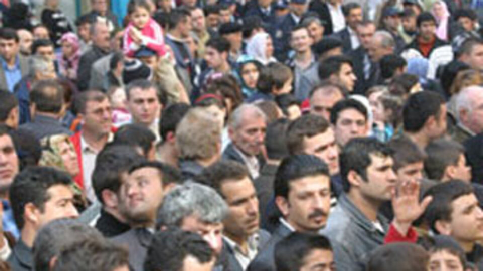 16 milyon kişi sigara içiyor